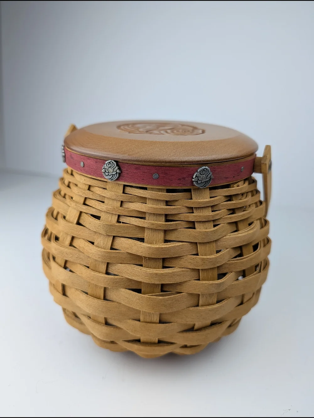Longaberger 2004 Pasadena Tourn. Roses Sweetheart Basket/Liner/Lid/Tie-On/Prot.
